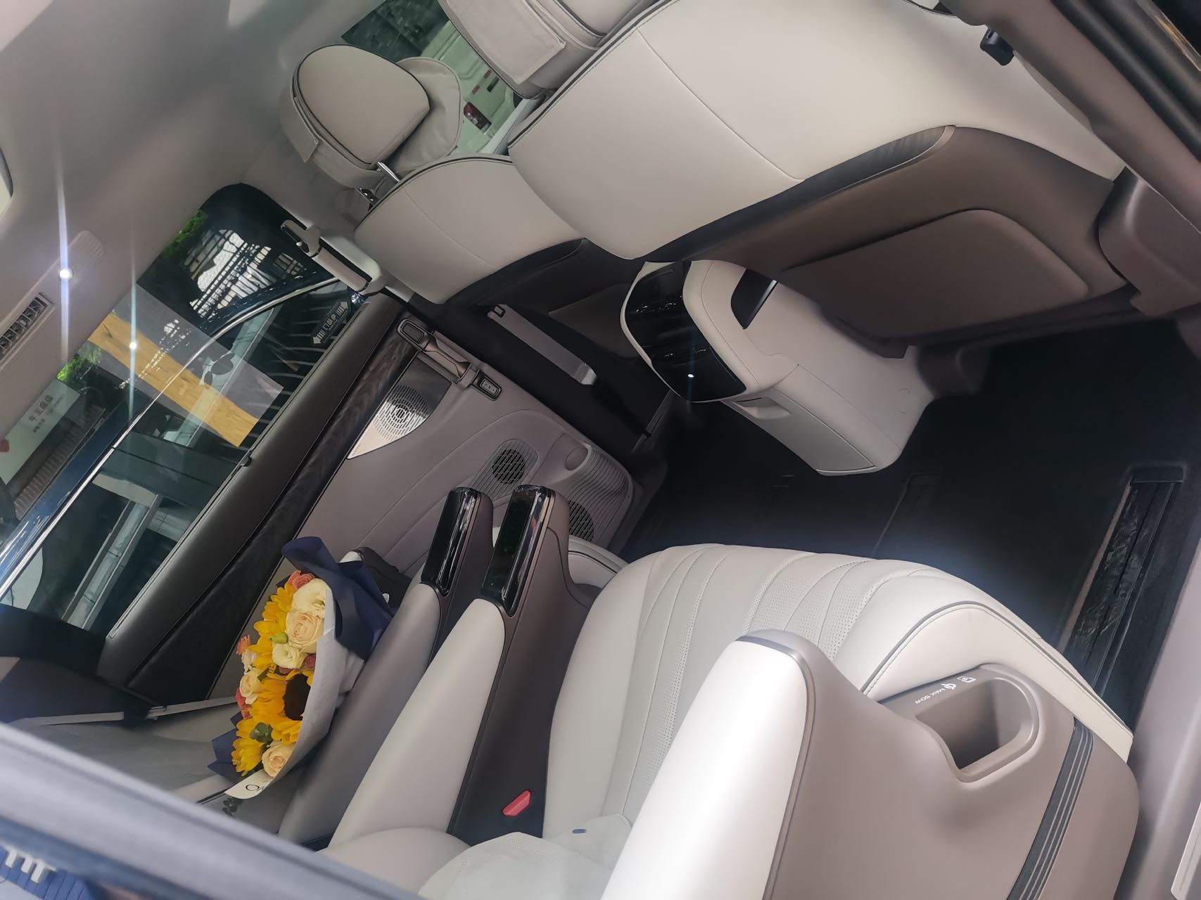 长途自驾前必做！汽车保养清单：轮胎、油液、刹车全检查