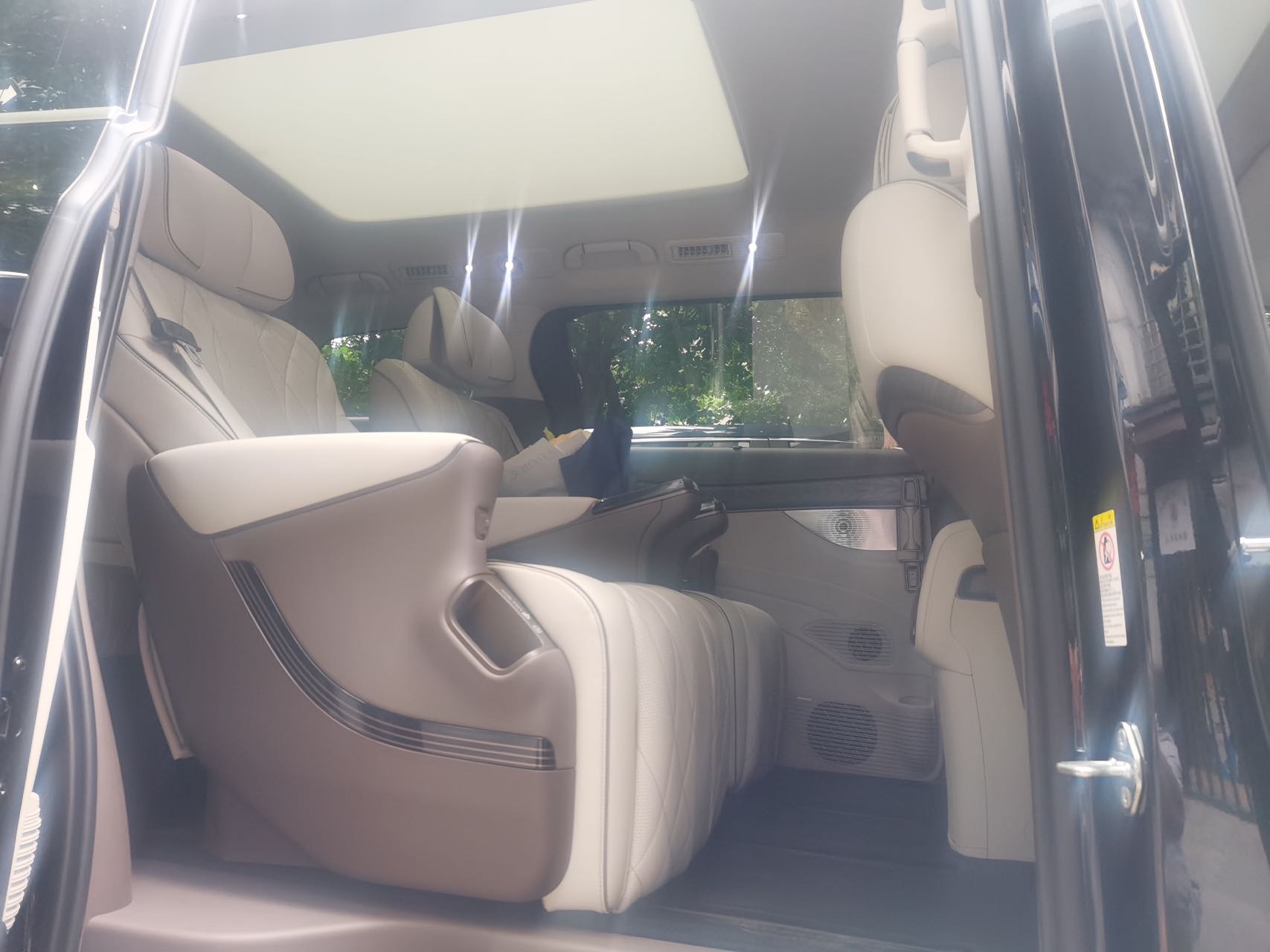 冬季汽车保养误区：这3个错误操作，毁车又危险，别踩坑